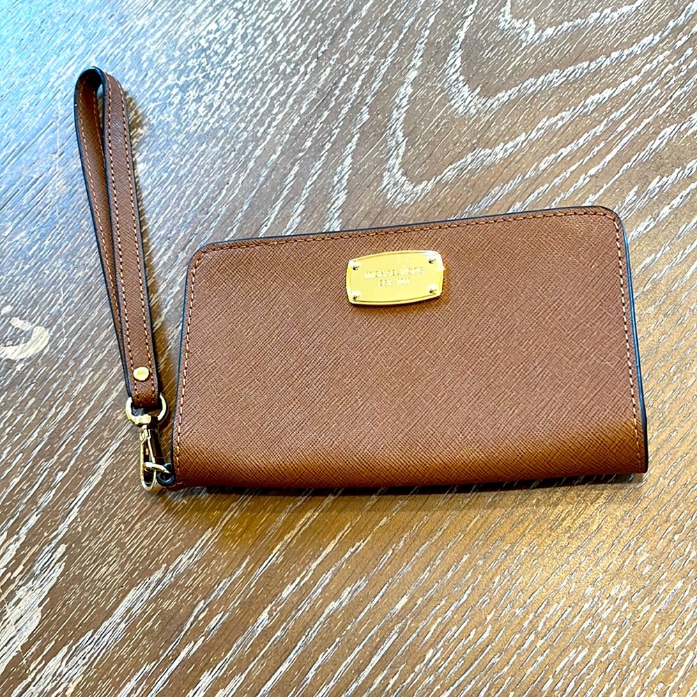 Michael Kors Wristlet
